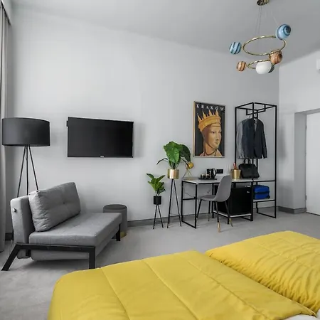 Old Town Apartment *