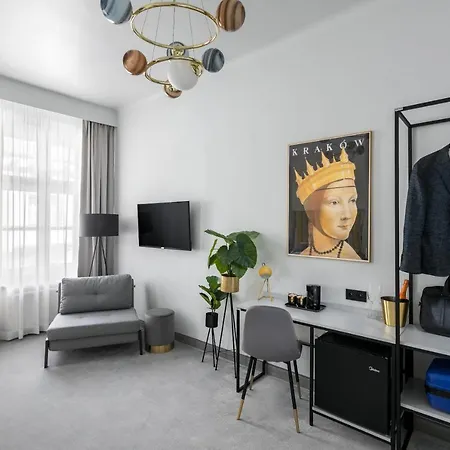 Old Town Apartment *